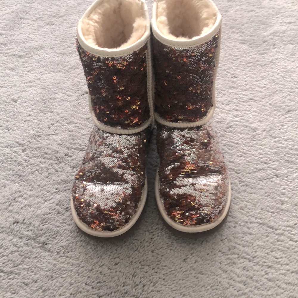 UGG Sequin boots